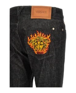 Versace Jeans 'medusa Flame' -Off-White Sales Store 47d57d5608b3bb91ec8b2b422afe7074