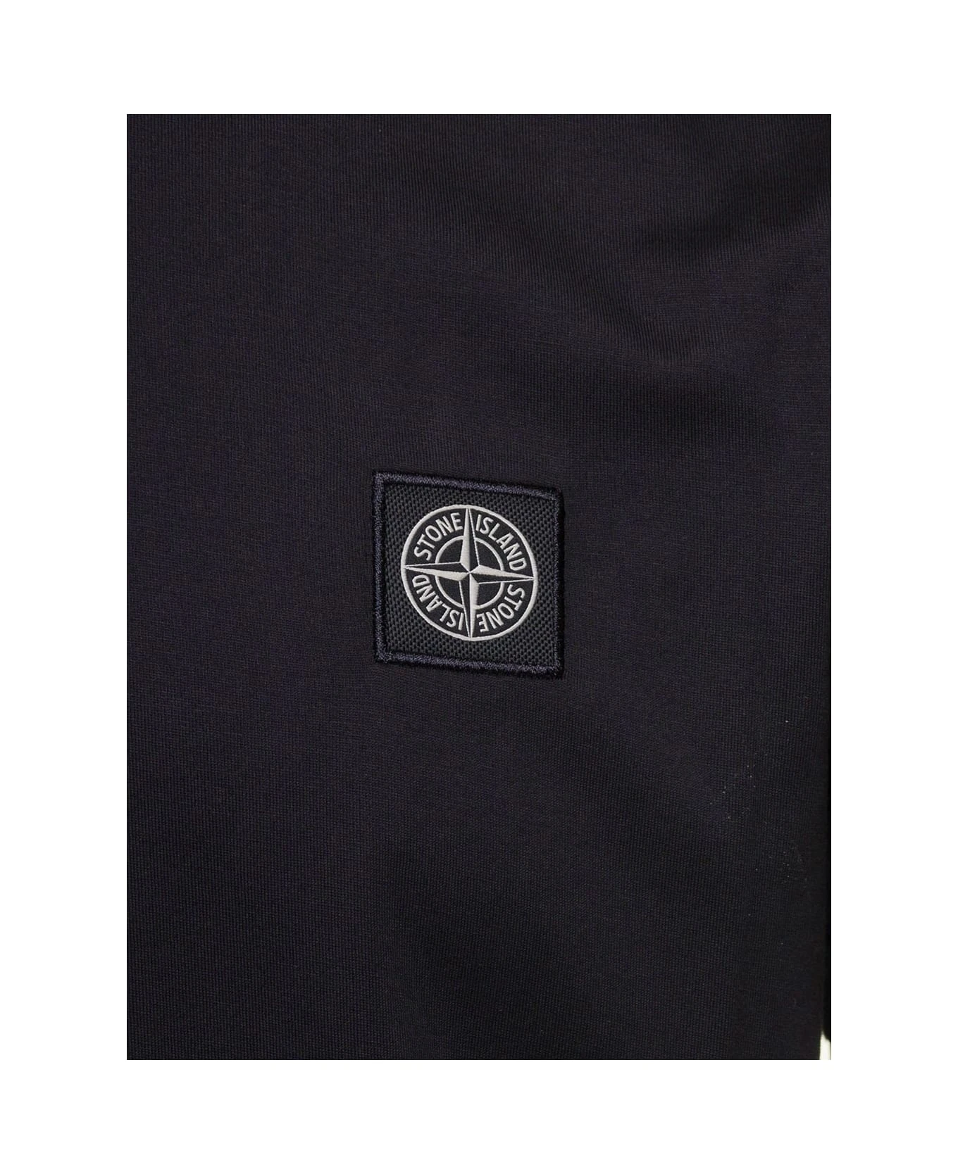 Stone Island Black Short-sleeved T-shirt With Logo Patch On The Chest In Cotton Man 4 Stone Island Black Short-sleeved T-shirt With Logo Patch On The Chest In Cotton Man - Image 3