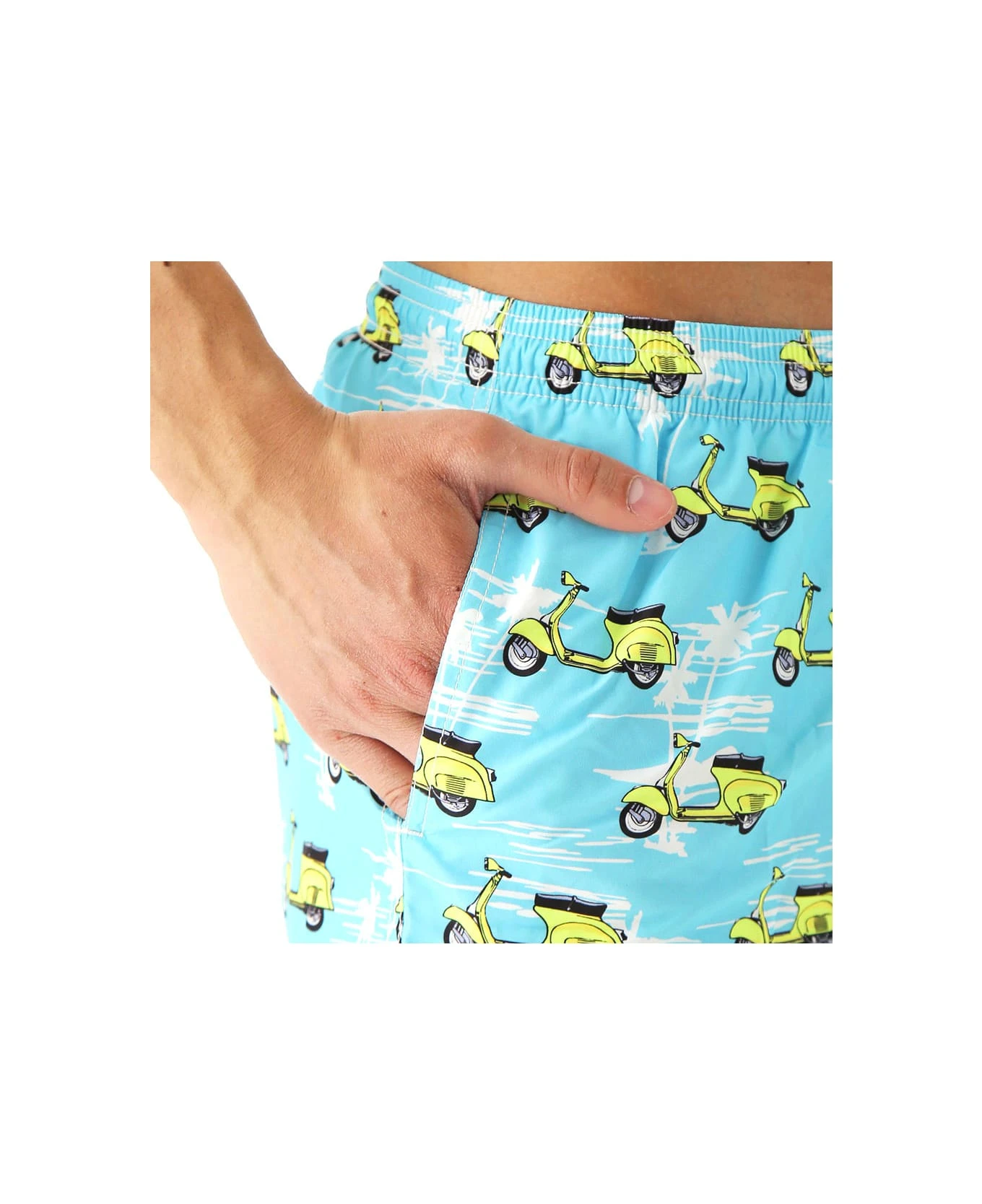 MC2 Saint Barth Light Fabric Man Swim Shorts Vespa® Print | Vespa® Special Edition 6 MC2 Saint Barth Light Fabric Man Swim Shorts Vespa® Print | Vespa® Special Edition - Image 4